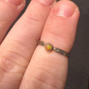 Lavender Star Designs Sterling Silver & Opal Midi Ring – Size 3